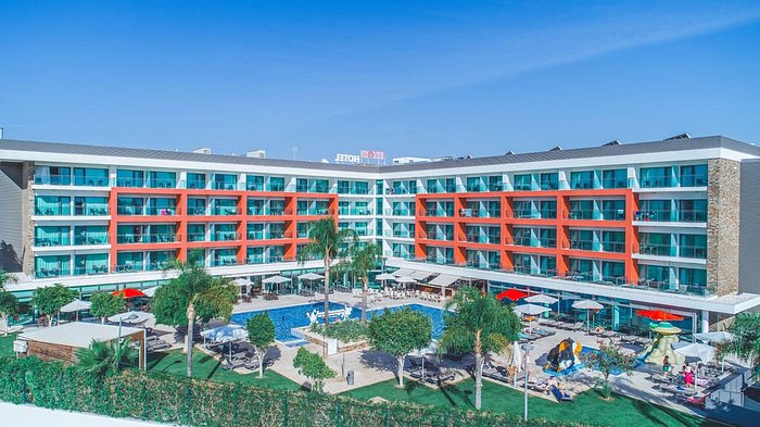 Aquashow Park Hotel — Faro