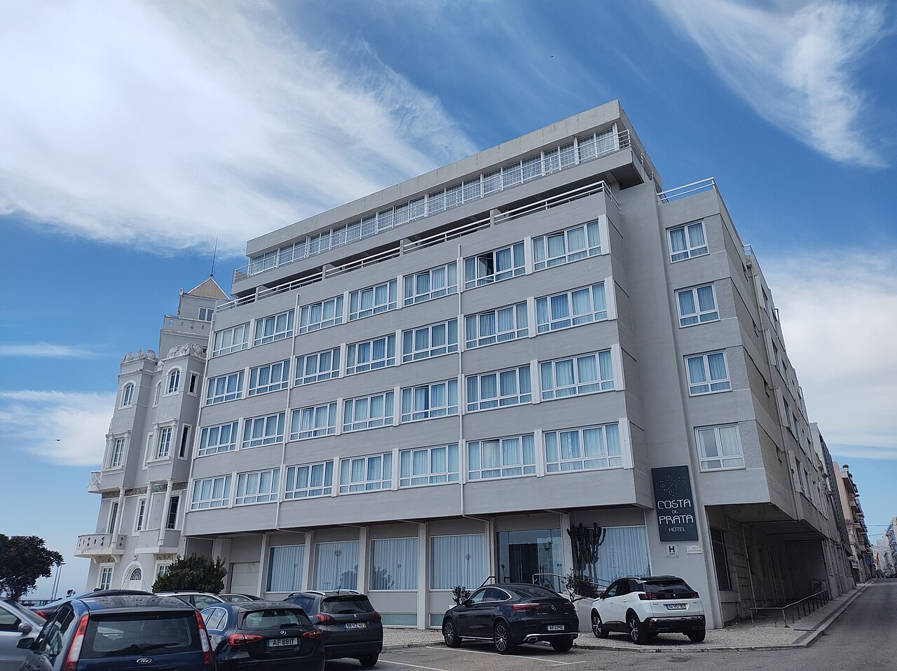 Costa de Prata Hotel — Leiria