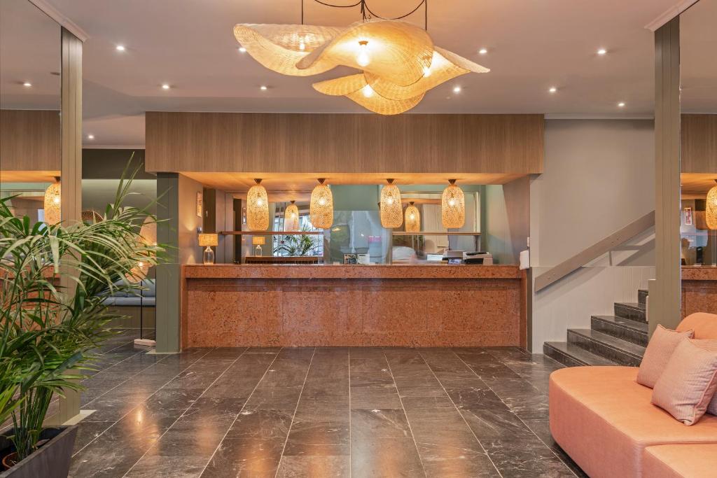 Dorisol Buganvilia Studio Hotel — Madeira