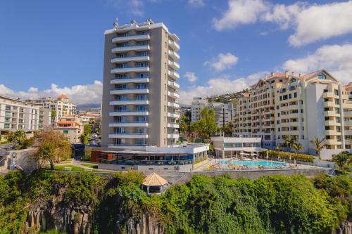 Duas Torres Hotel — Madeira