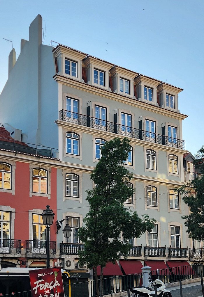Esqina Cosmopolitan Lodge — Lisboa