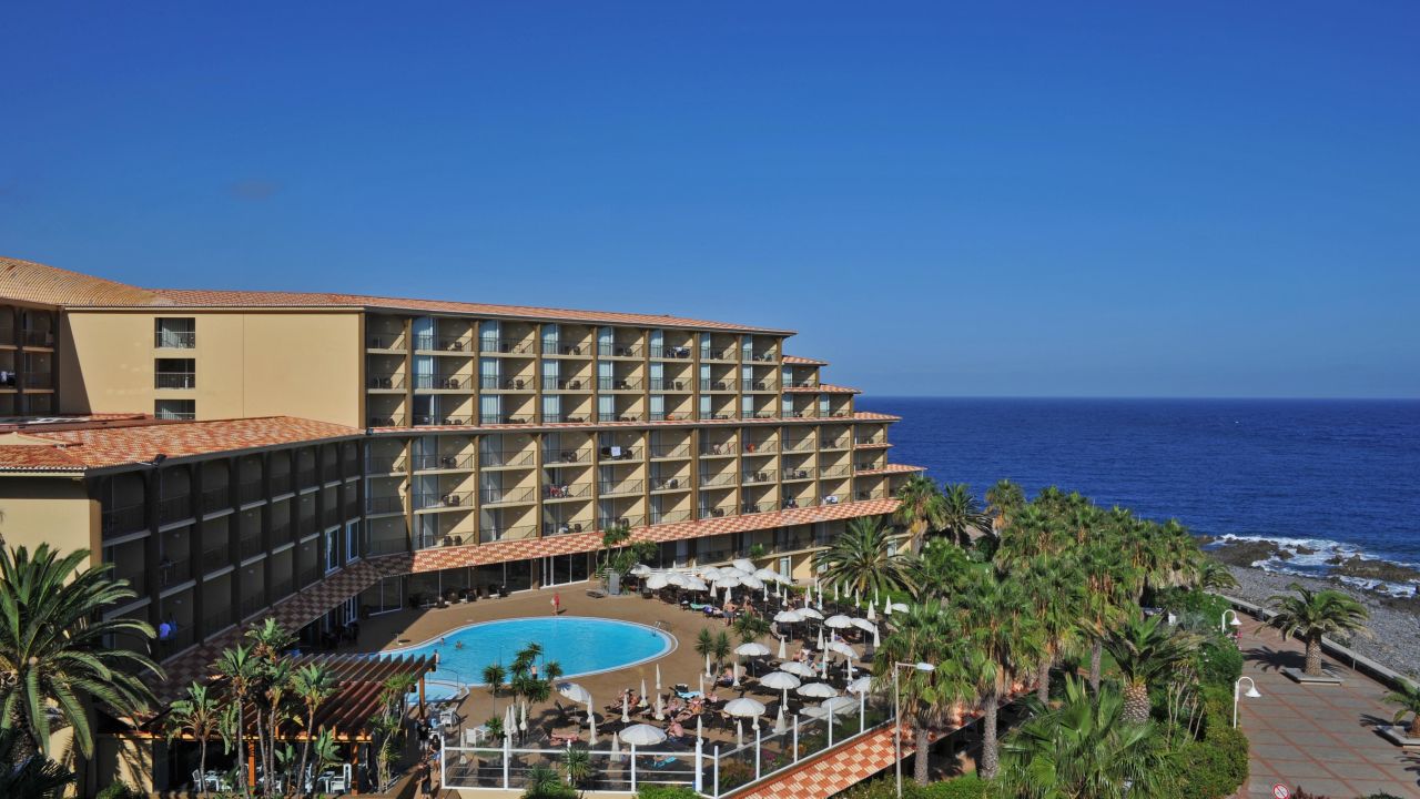 Four Views Oasis — Madeira