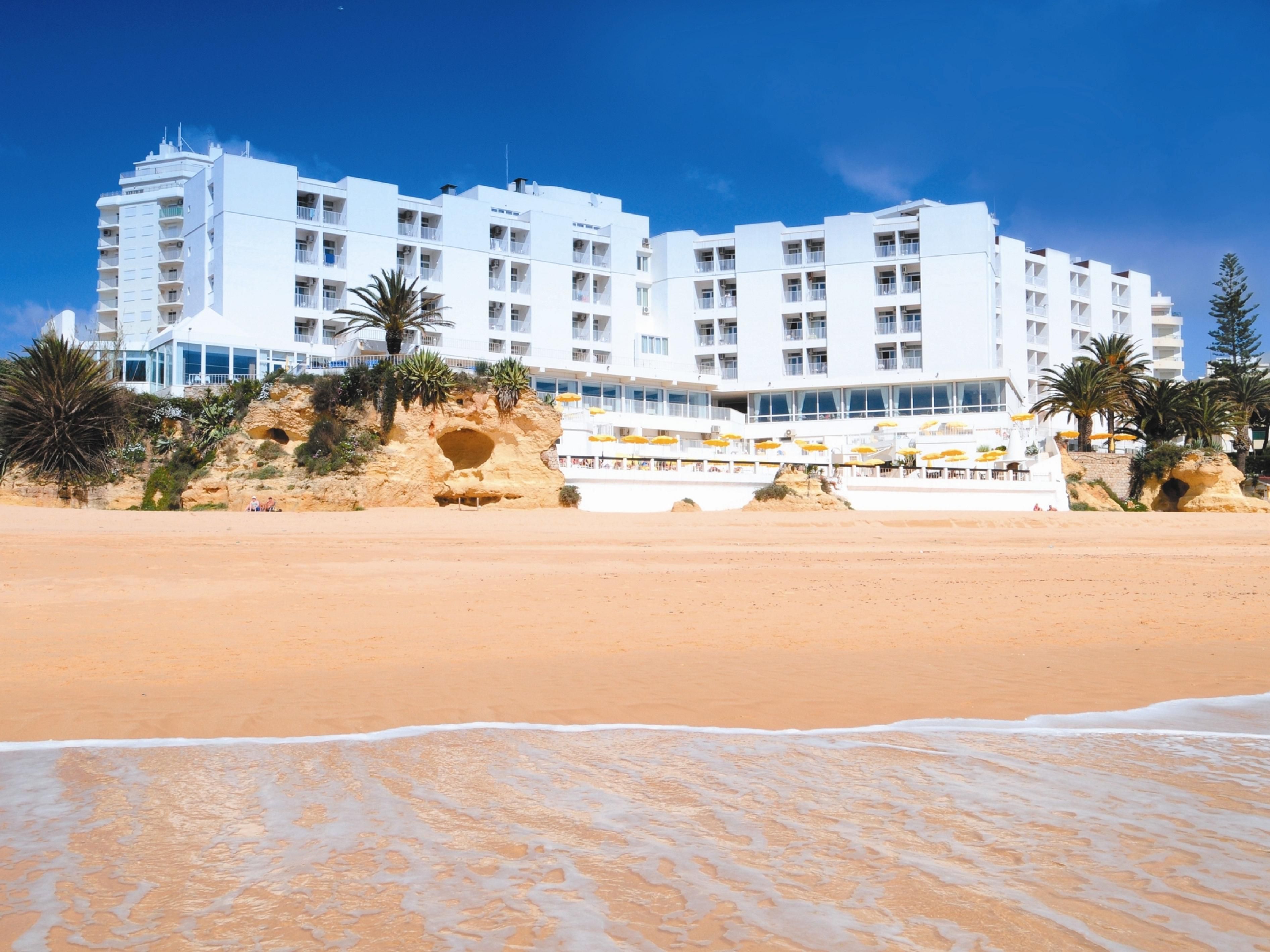 Holiday Inn Algarve - Armacao de Pera — Faro