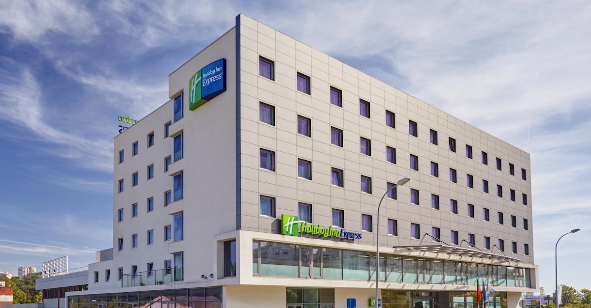 Holiday Inn Express Lisbon Alfragide — Lisboa