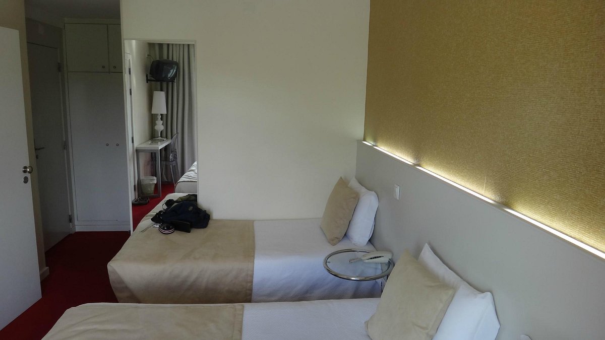 Hotel Lagoa dos Pastorinhos — Leiria