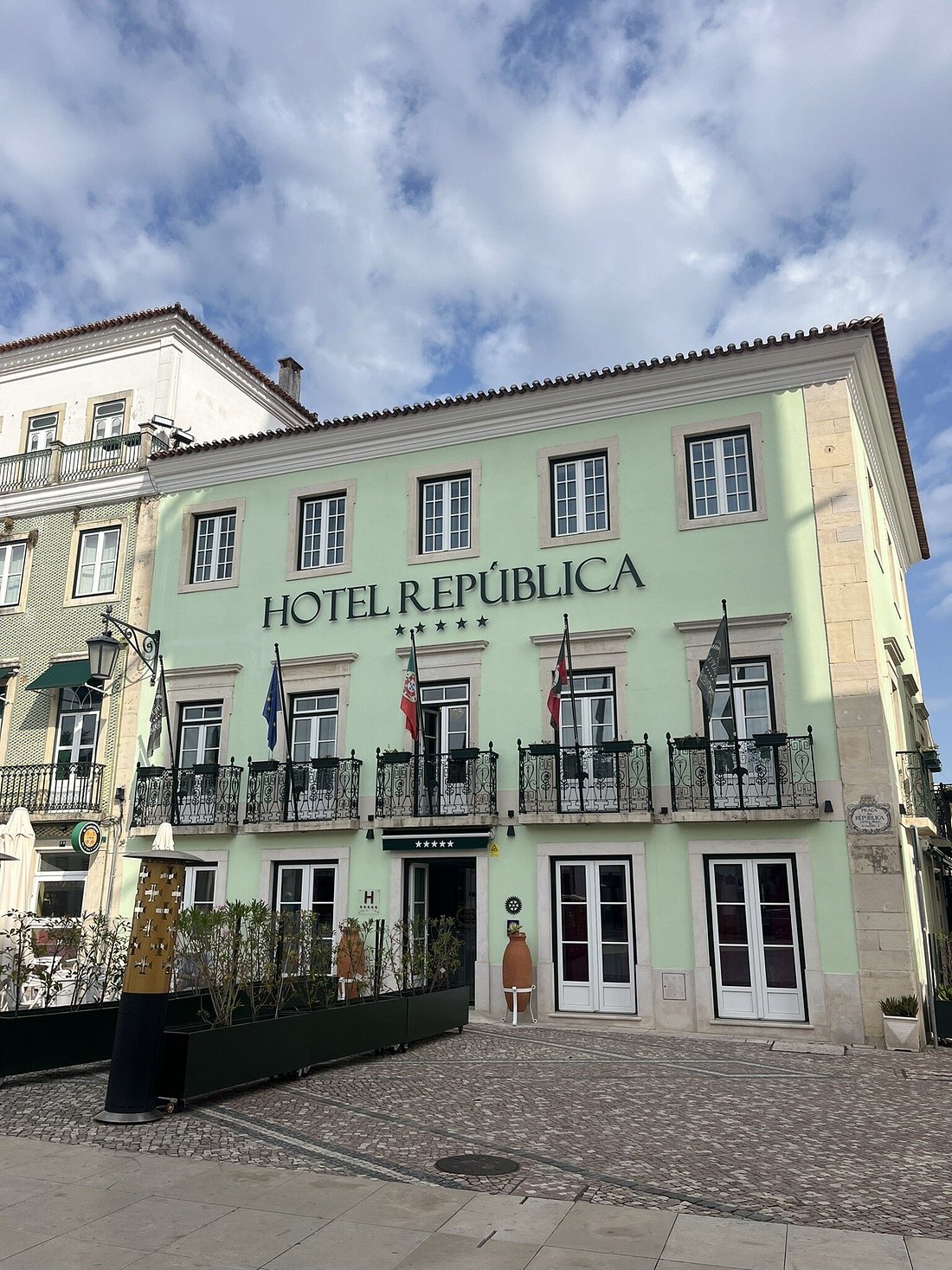 Hotel República — Leiria