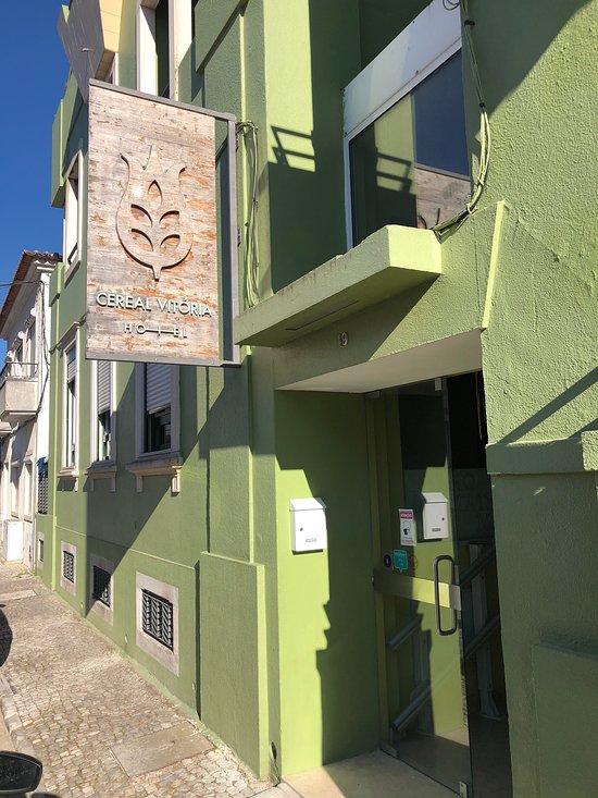 Hotel Vitoria — Santarém