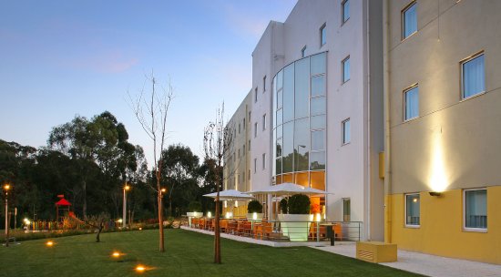 Ibis Lisboa Alfragide — Lisboa