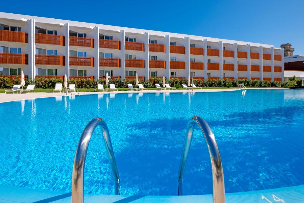 Malibu Foz Hotel — Leiria