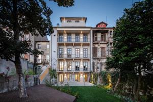 Menina Colina Guesthouse — Porto