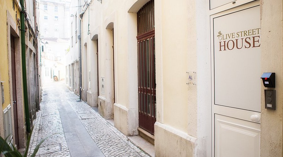 Olive Street House — Coimbra