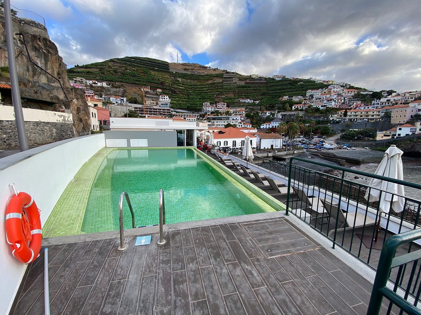 Pestana Churchill Bay — Madeira