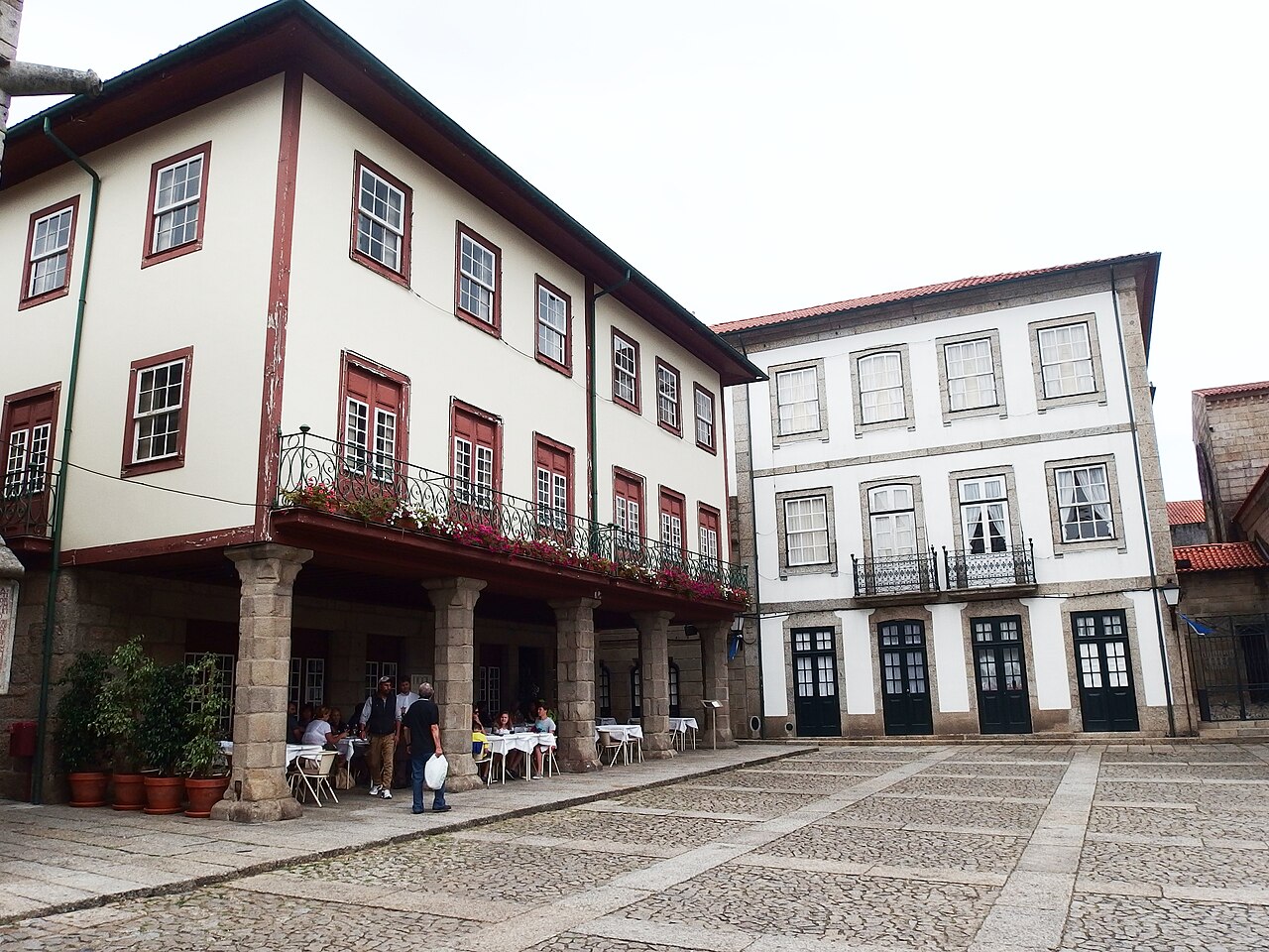 Pousada de Nossa Senhora da Oliveira — Oliveira, São Paio e São Sebastião