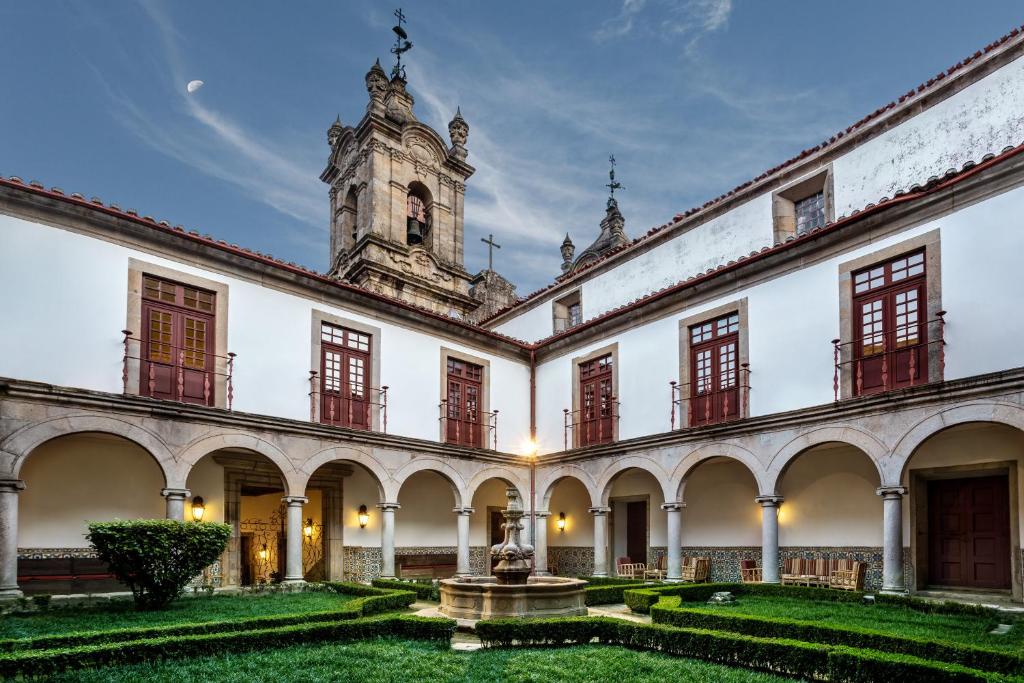 Pousada Mosteiro de Guimarães — Braga