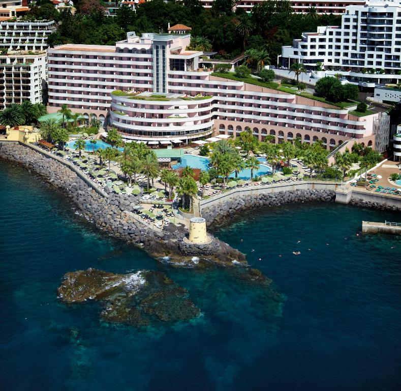 Royal Savoy Ocean Resort | Savoy Signature — Madeira