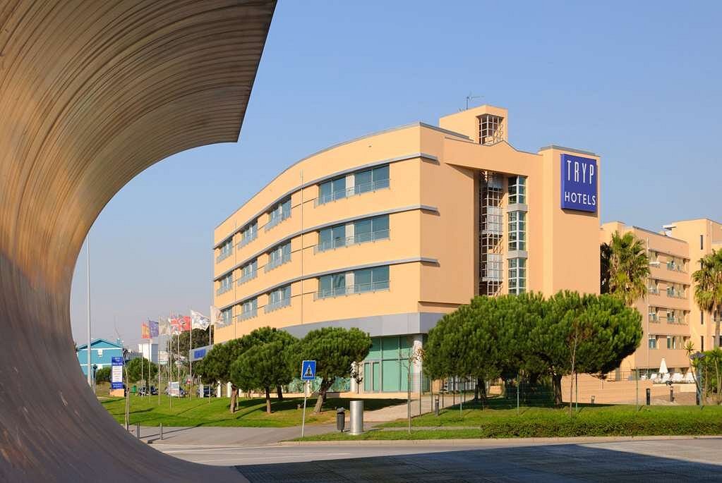 Tryp Porto Expo Hotel — Porto