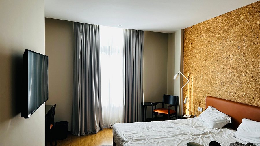 Tulip Inn Estarreja Hotel & Spa — Aveiro