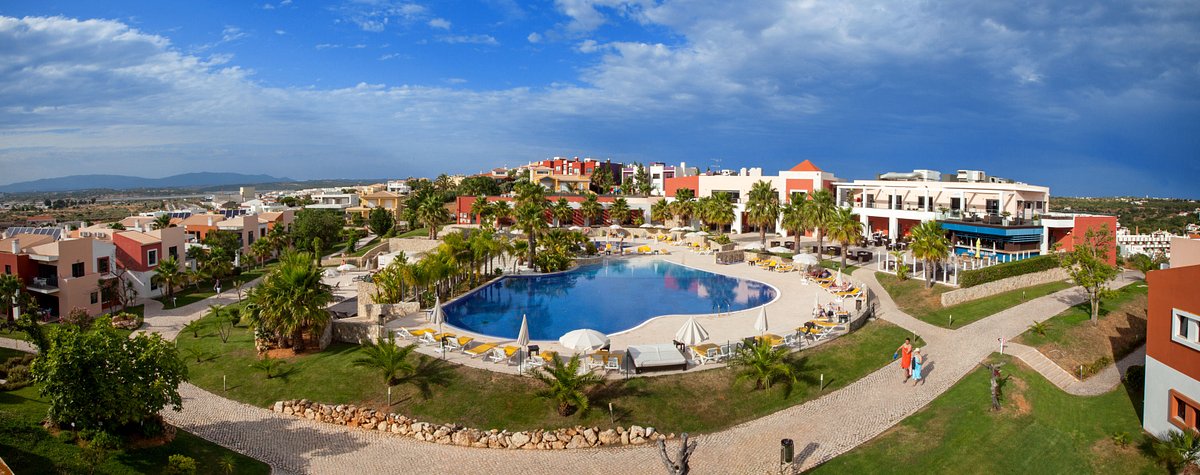 Vitor's Village — Faro