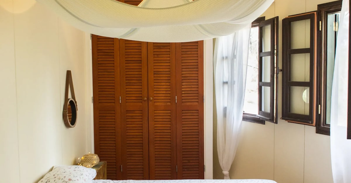 Ymca Camp Alambre Bungalows — Setúbal